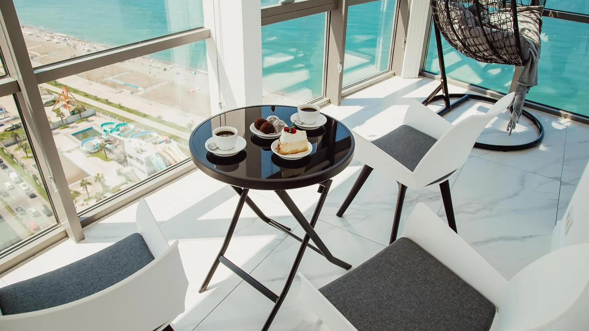 Апартаменты Penthouse-Panorama Батуми 0*,
